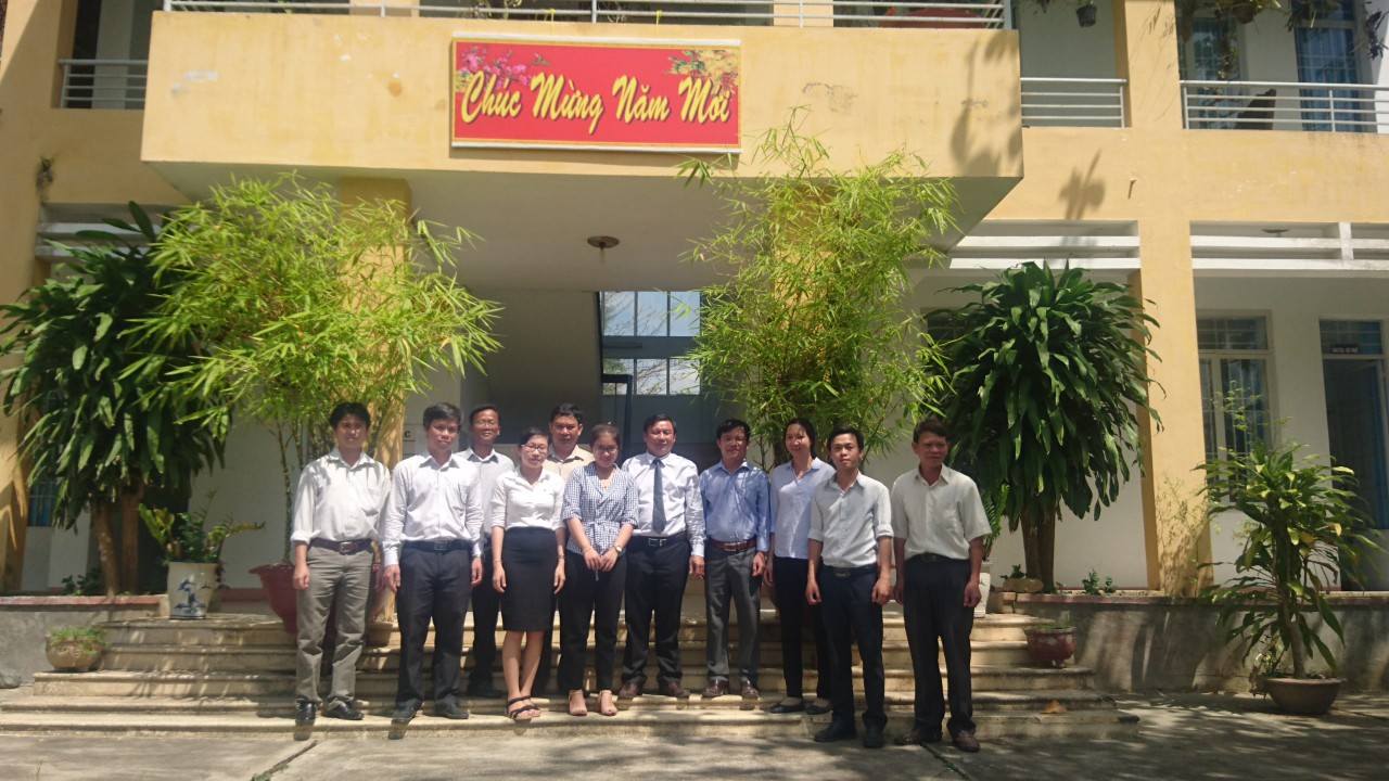 Lãnh đạo Sở thăm chúc Tết Nguyên Đán Mậu Tuất và phát động Tết trồng cây nhớ ơn Bác