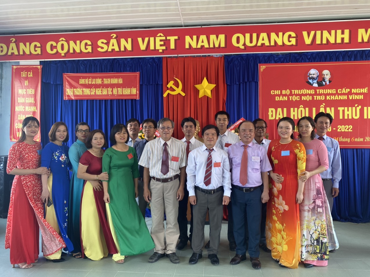 ĐẠI HỘI CHI BỘ TRƯỜNG TRUNG CẤP NGHỀ DÂN TỘC NỘI TRÚ KHÁNH VĨNH LẦN THỨ II, NHIỆM KỲ 2020 - 2022