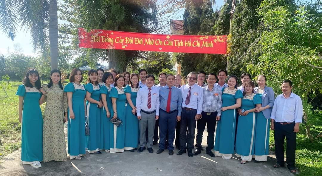 PHÁT ĐỘNG 